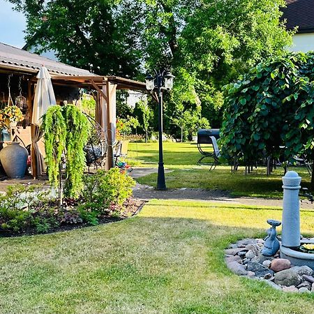 Anni Apartment Вентспилс Екстериор снимка