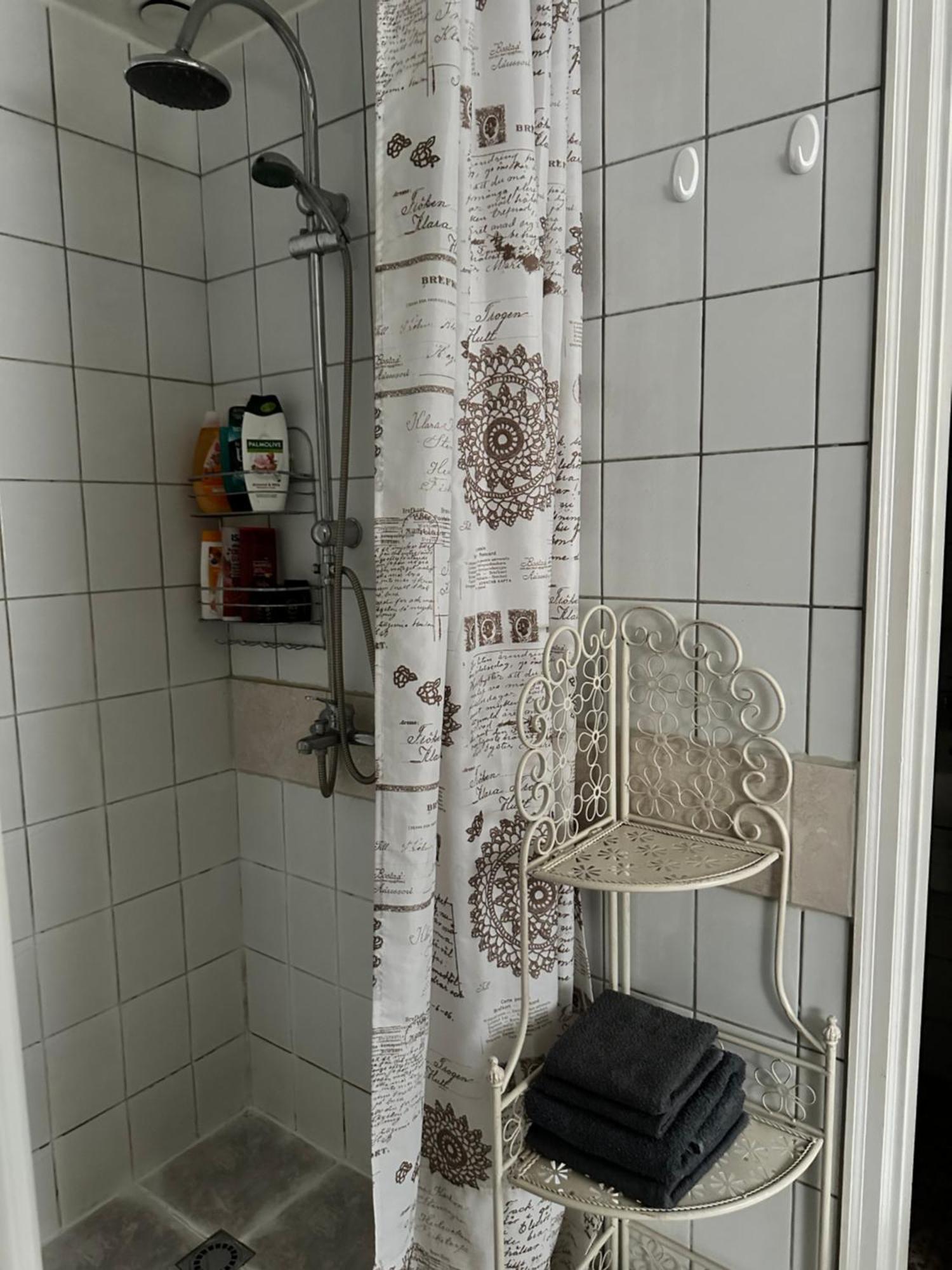 Anni Apartment Вентспилс Екстериор снимка