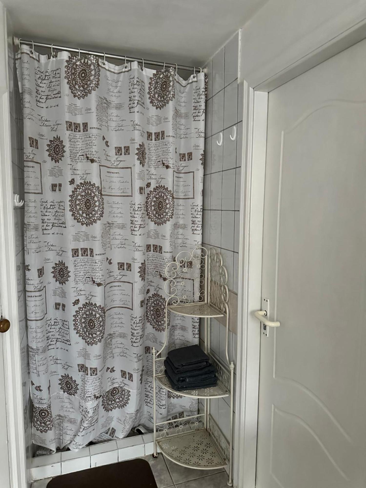 Anni Apartment Вентспилс Екстериор снимка