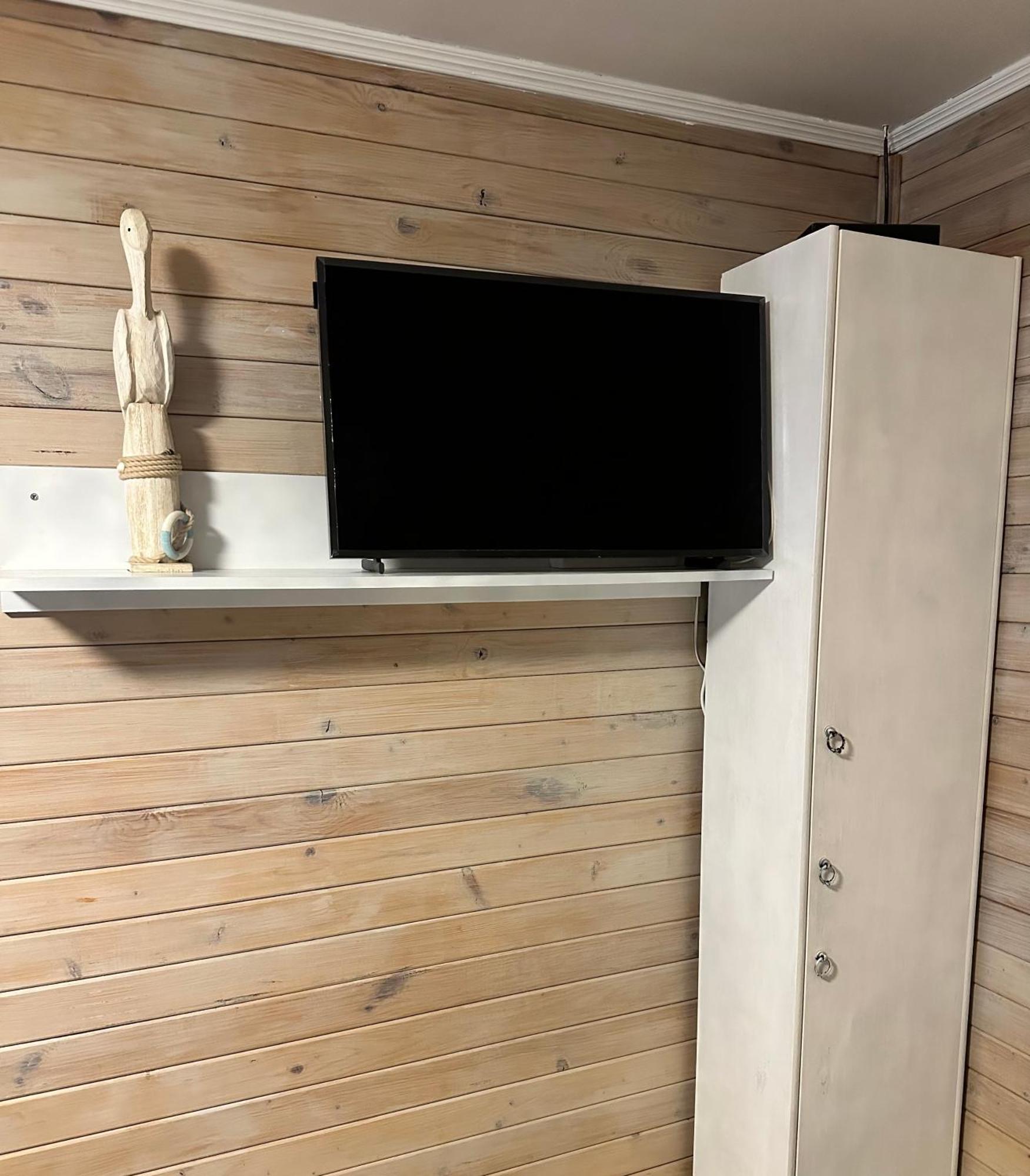 Anni Apartment Вентспилс Екстериор снимка